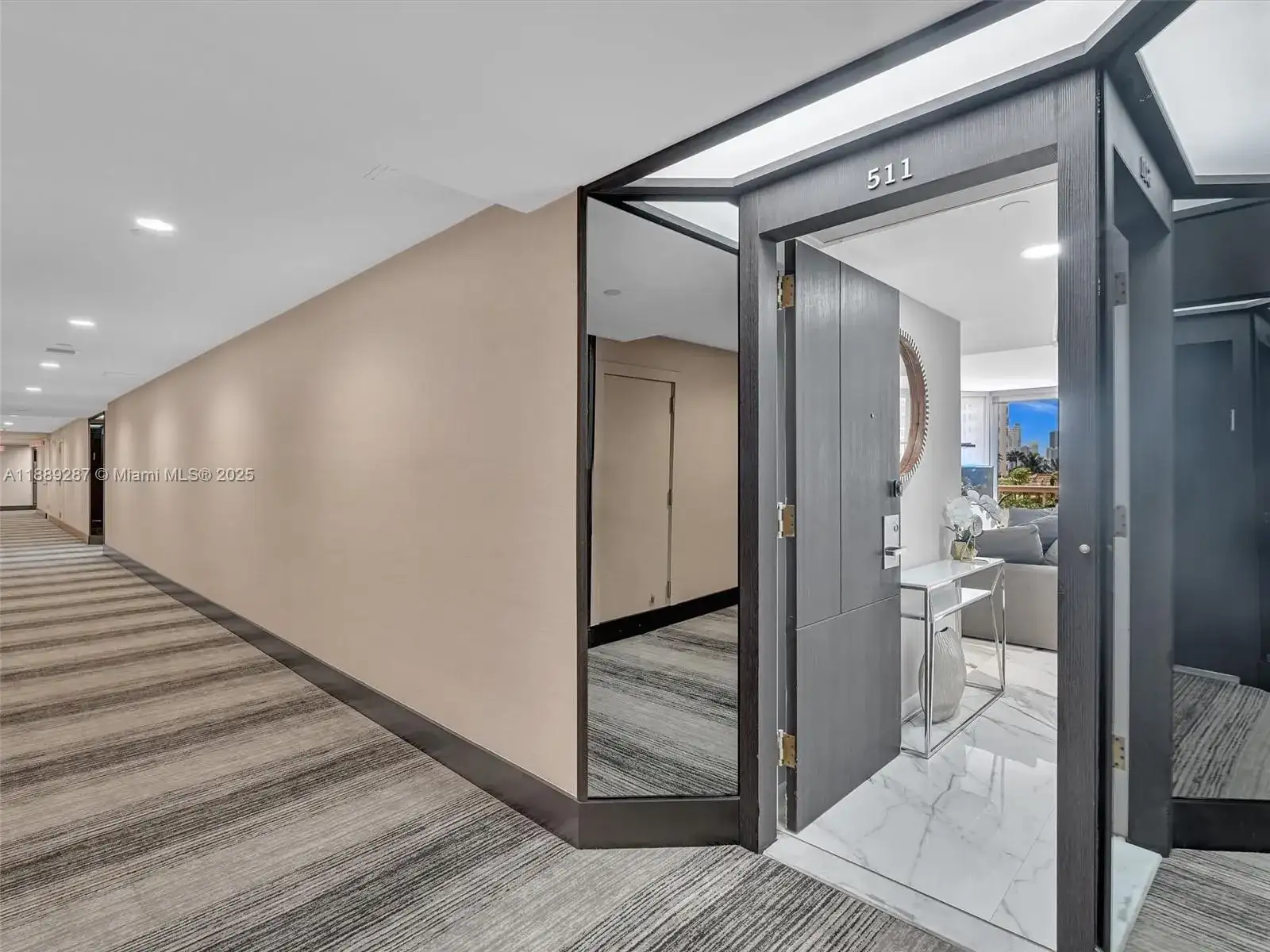 20191 E Country Club Dr # 511, Aventura FL 33180 photo 2
