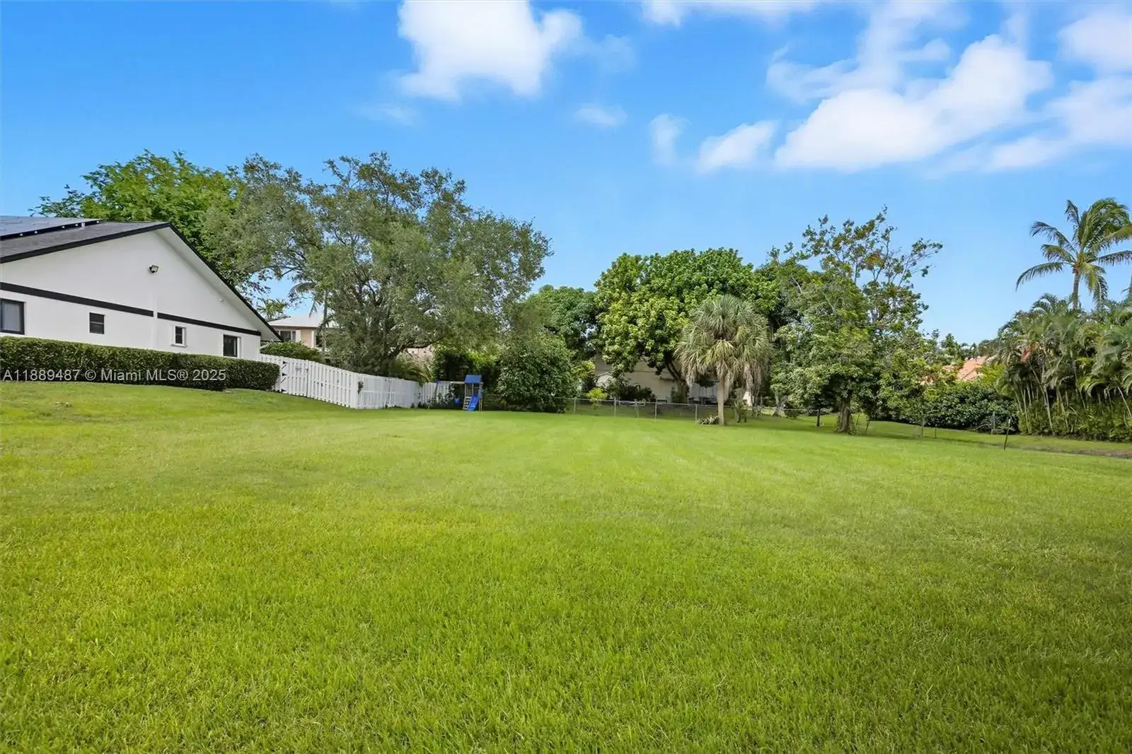 11501 Nw 23rd st, Plantation FL 33323 photo 3