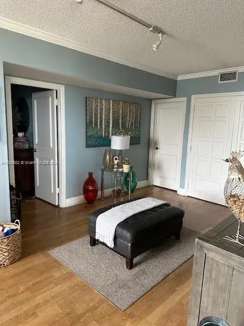 11111 Biscayne Blvd # 6B, Miami FL 33181 photo 3