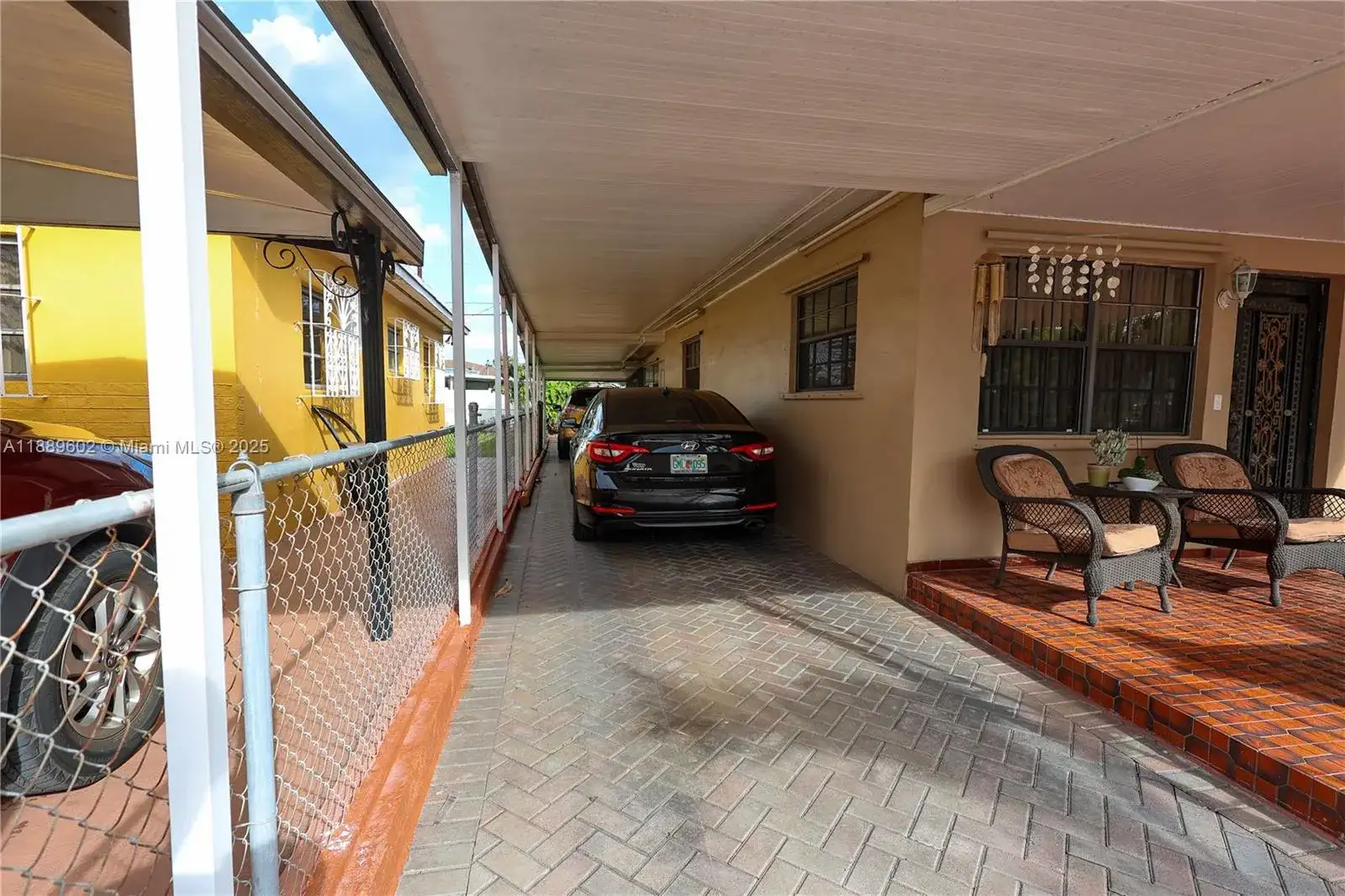 2541 W 10th Ave, Hialeah FL 33010 photo 4
