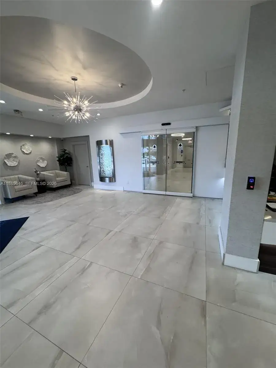 3001 S Ocean Dr # 907, Hollywood FL 33019 photo 3