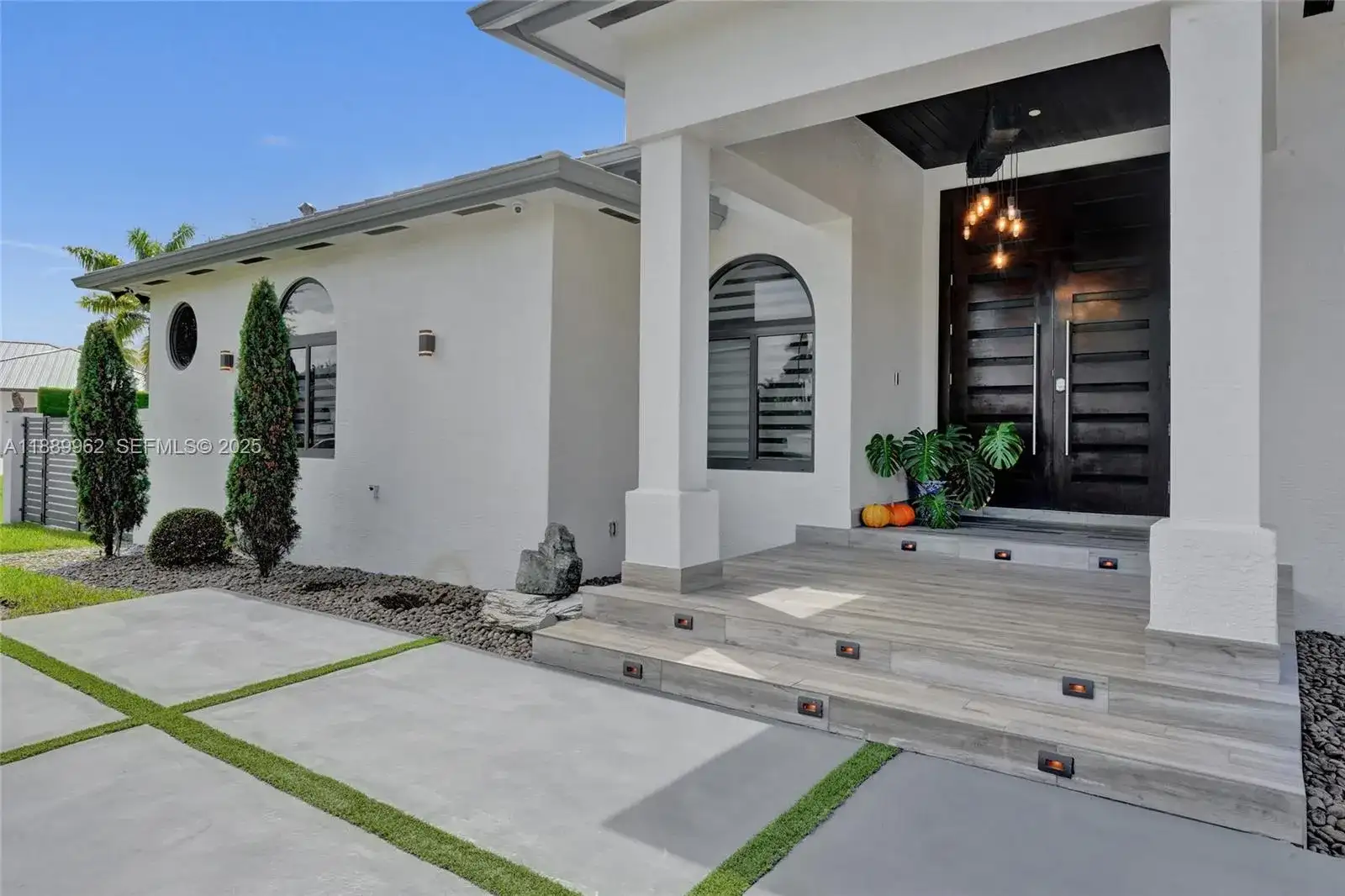 2600 SW 128th Ct, Miami FL 33175 photo 4