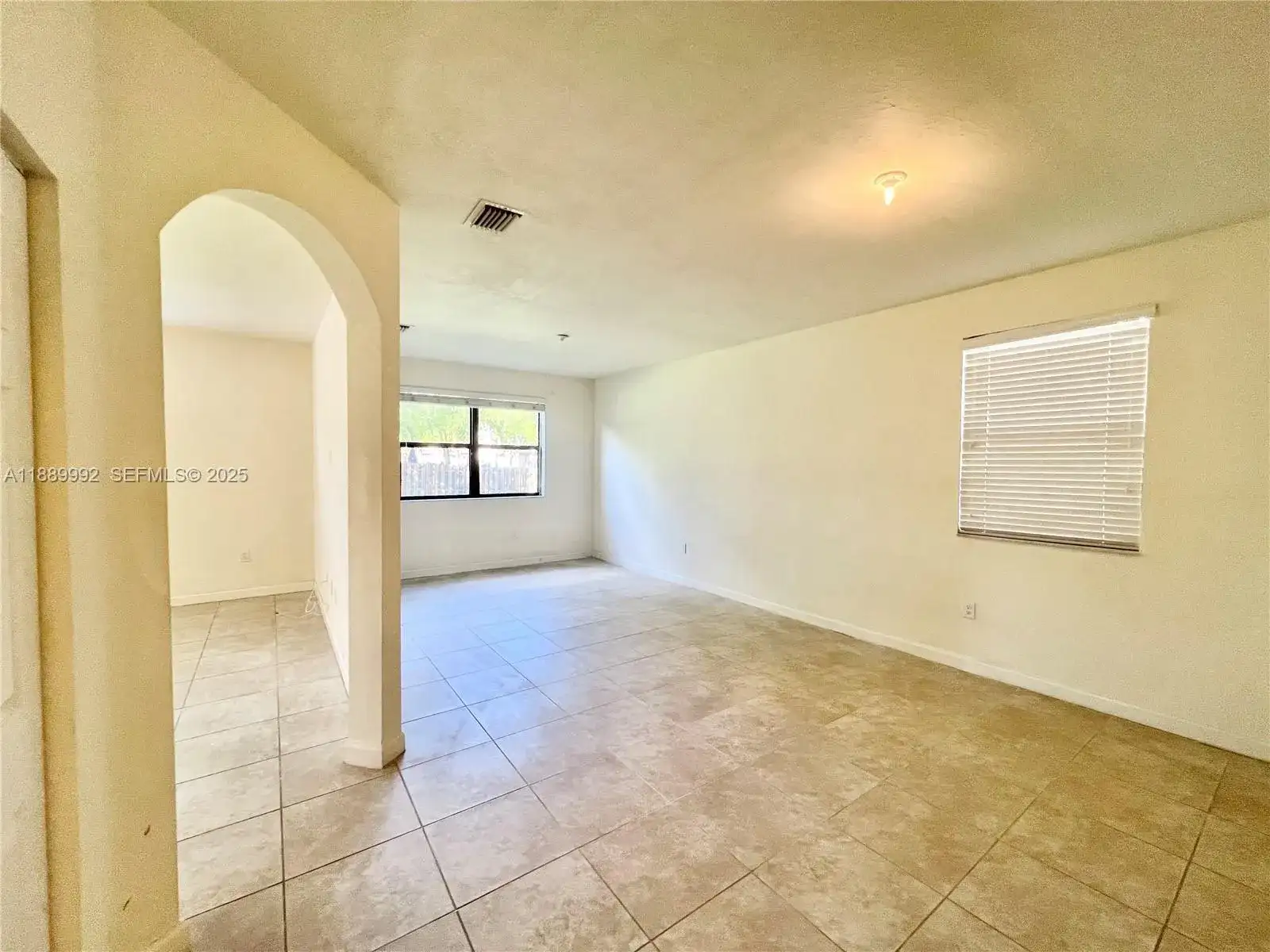 15153 SW 117 TER, Kendall FL 33196 photo 4
