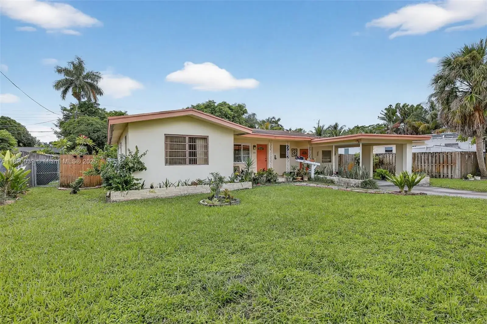 160 NW 34th St, Oakland Park FL 33309 photo 2