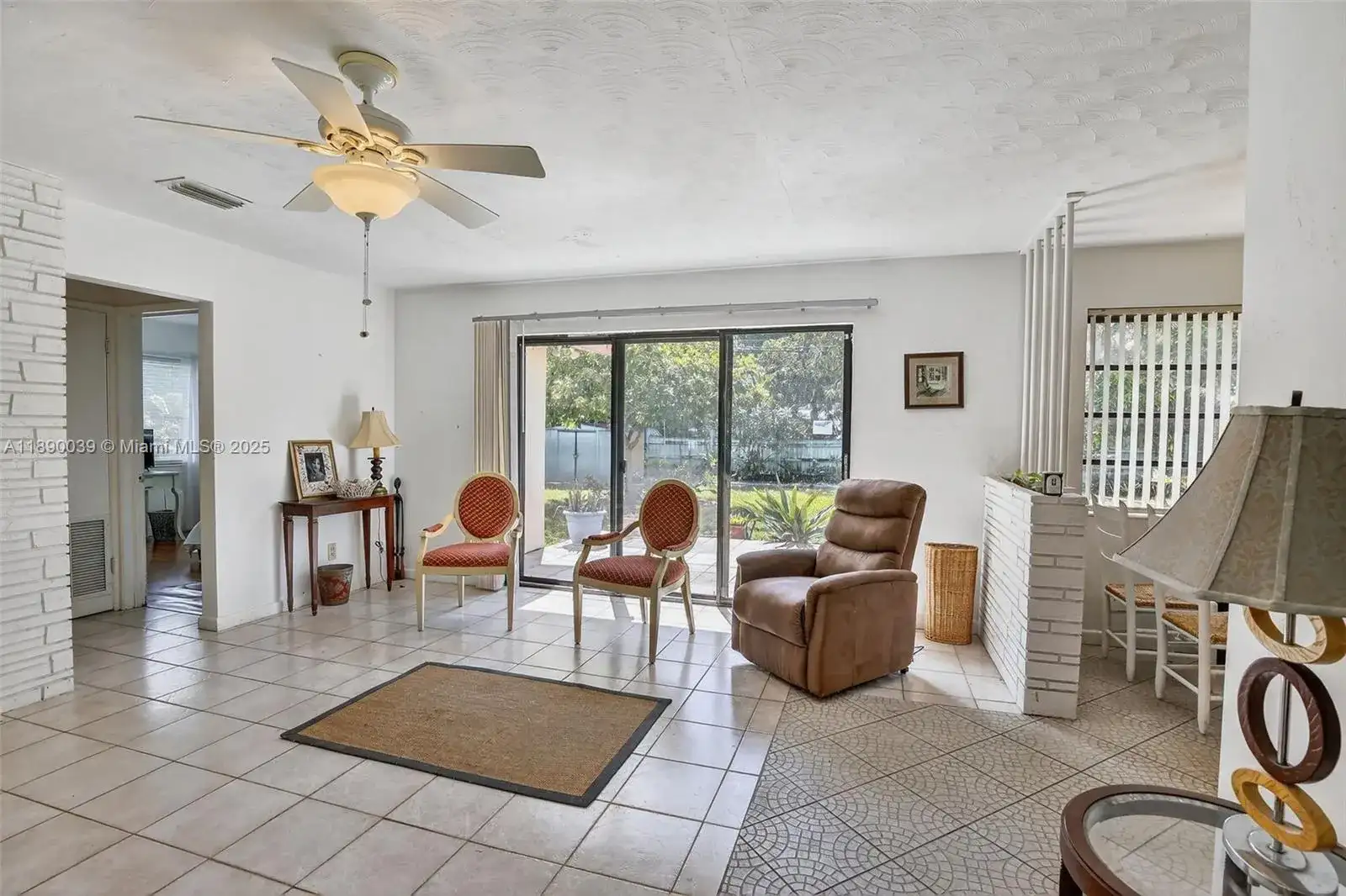160 NW 34th St, Oakland Park FL 33309 photo 5