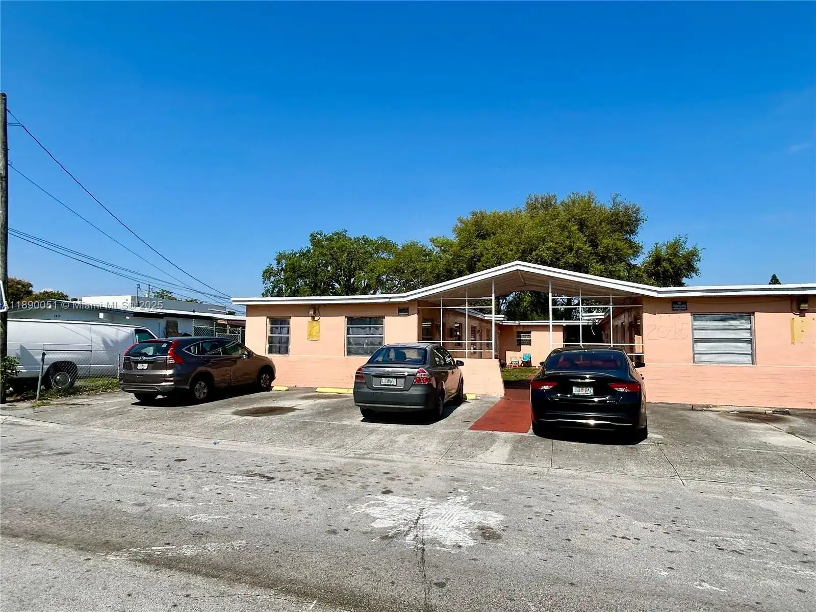 2013 Washington Ave, Opa-Locka FL 33054 photo 2