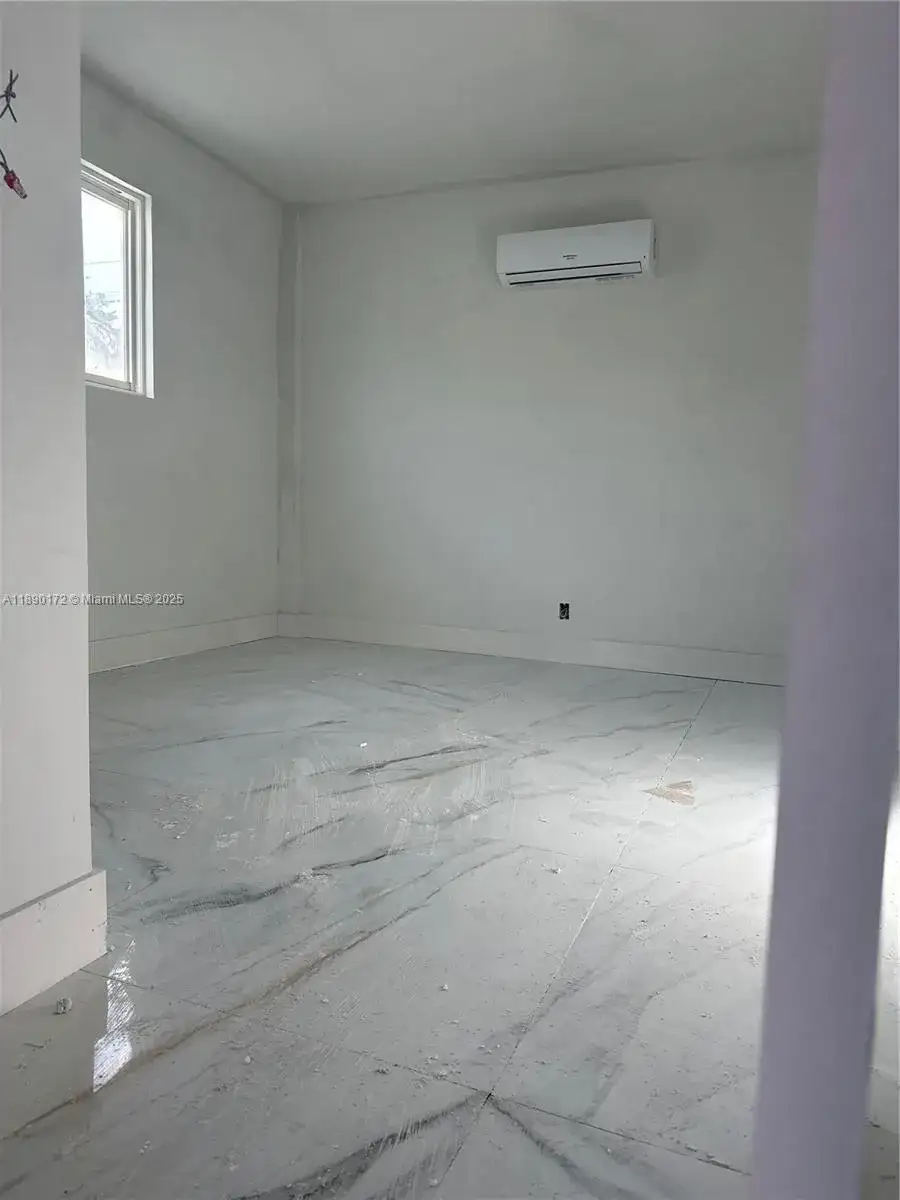 7820 NW 175th St, Hialeah FL 33015 photo 3
