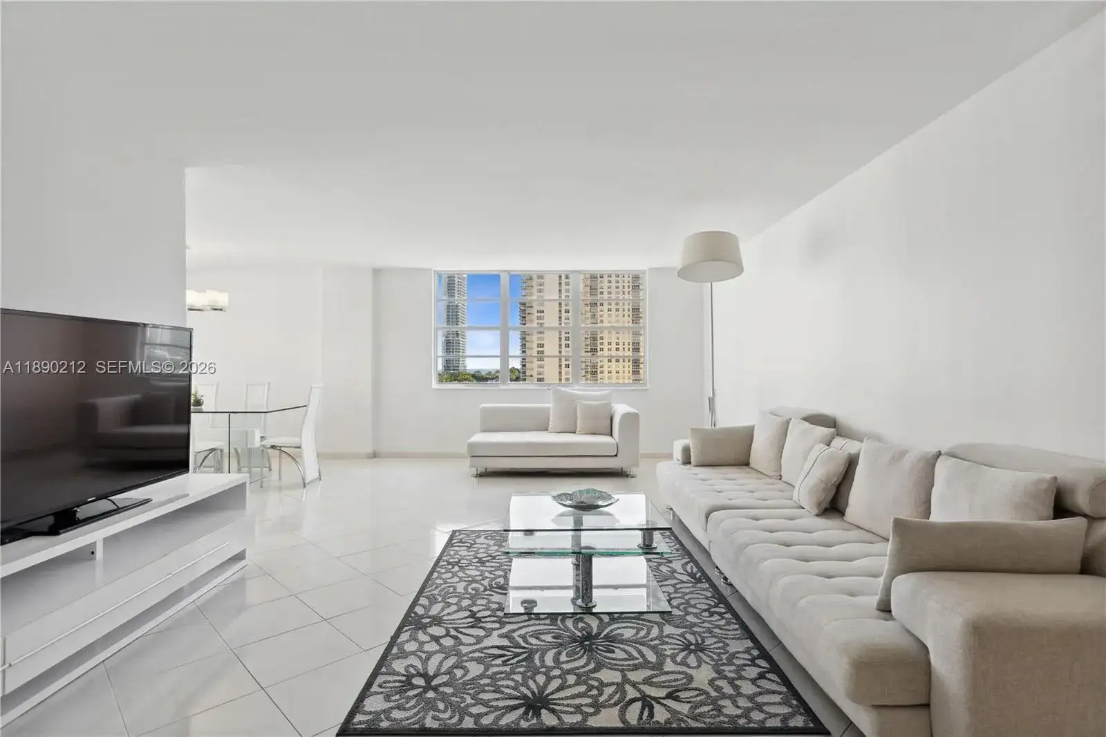 250 174th St # 605, Sunny Isles Beach FL 33160 photo 2