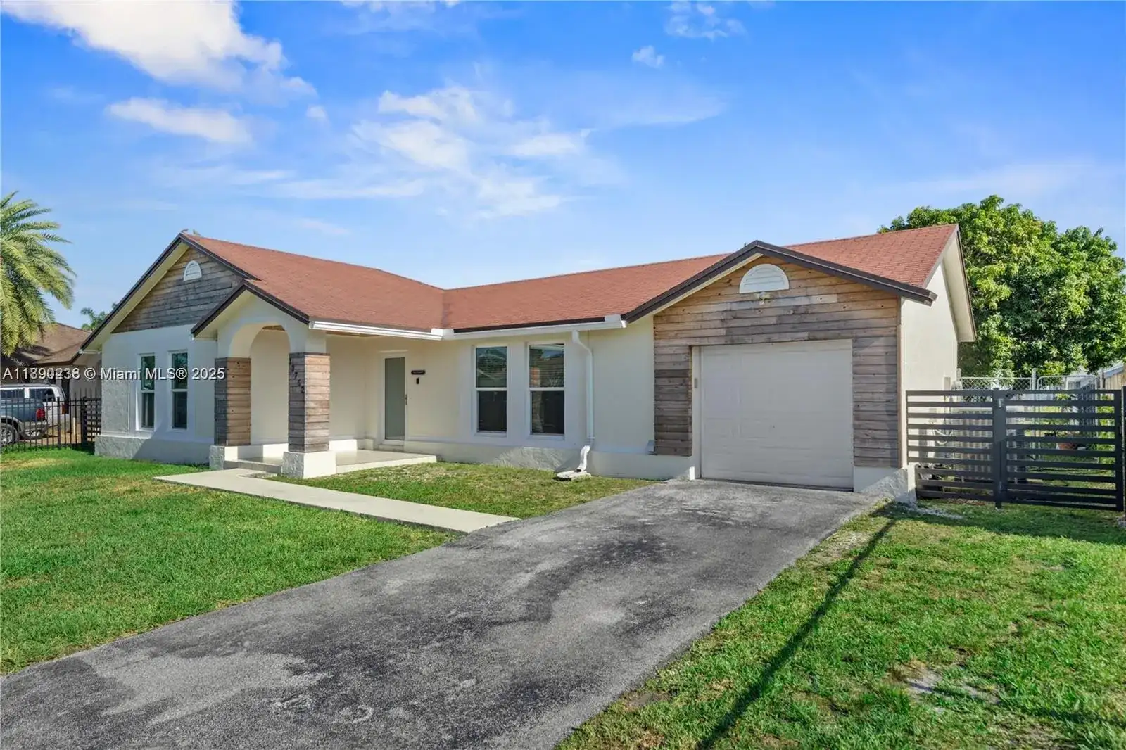 13752 SW 285th St, Homestead FL 33033 photo 3