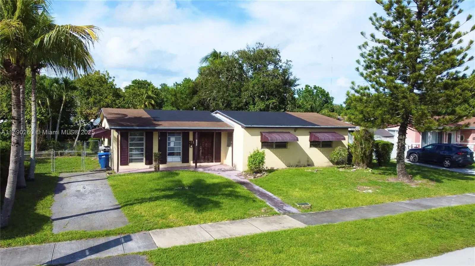1265 NW 187th St, Miami Gardens FL 33169 photo 2