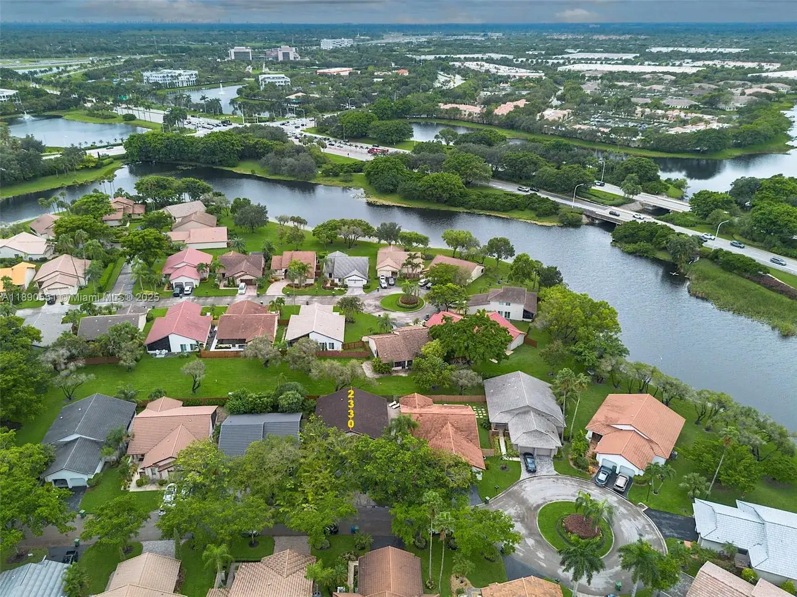 2330 Dover, Weston FL 33326 photo 2