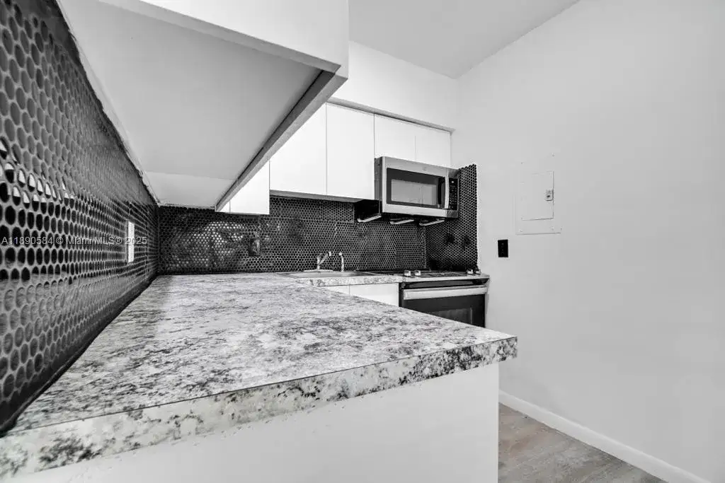 56 NW 62nd St # 1, Miami FL 33150 photo 2