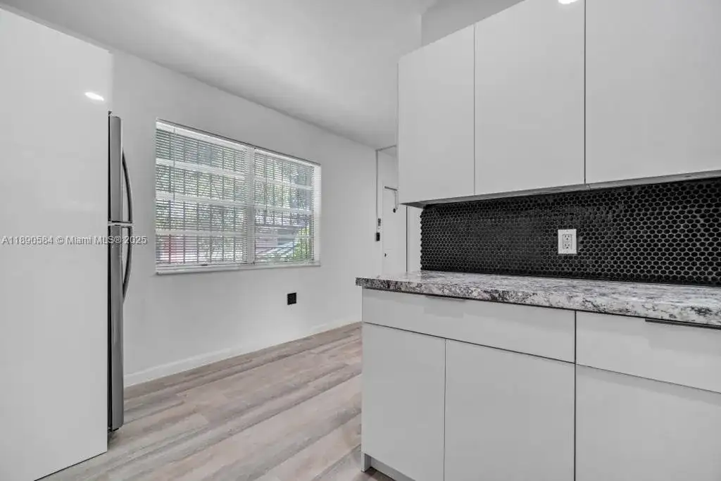 56 NW 62nd St # 1, Miami FL 33150 photo 3