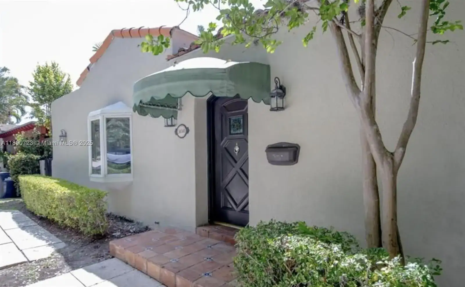 3050 Alton Rd, Miami Beach FL 33140 photo 3