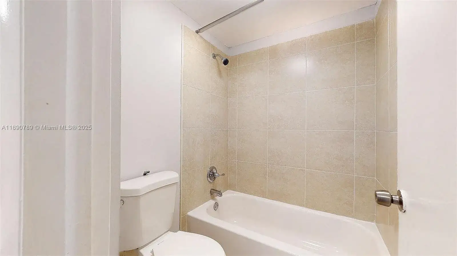 4850 SW 63rd Ter # 131, Davie FL 33314 photo 4
