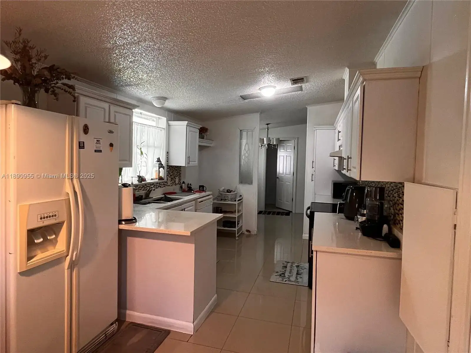 909 Sw 131 Way, Davie FL 33325 photo 3