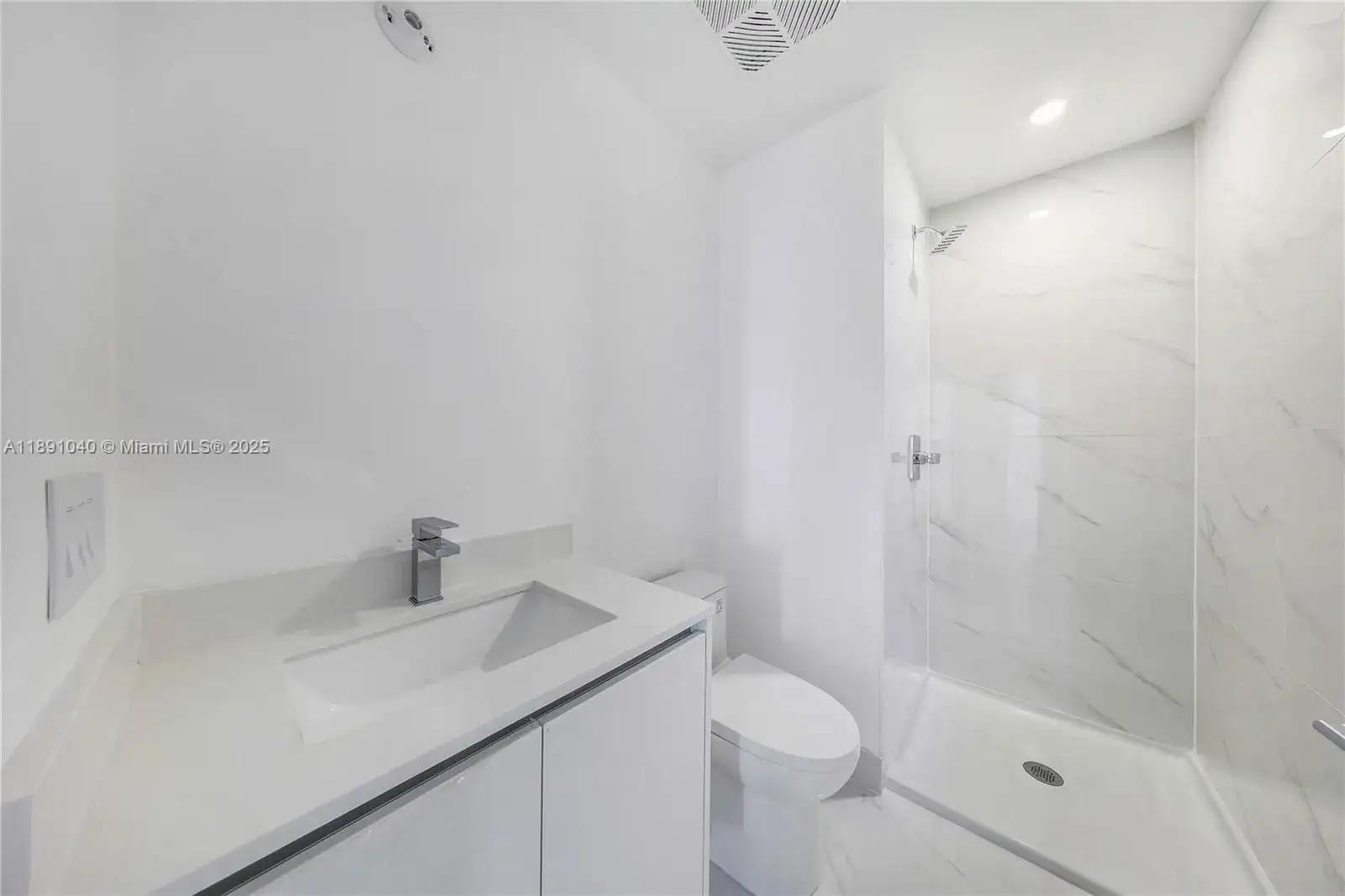 700 NE 24 St # 3402, Miami FL 33137 photo 5