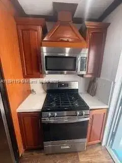 2208 Bay Dr # 8, Miami Beach FL 33141 photo 5