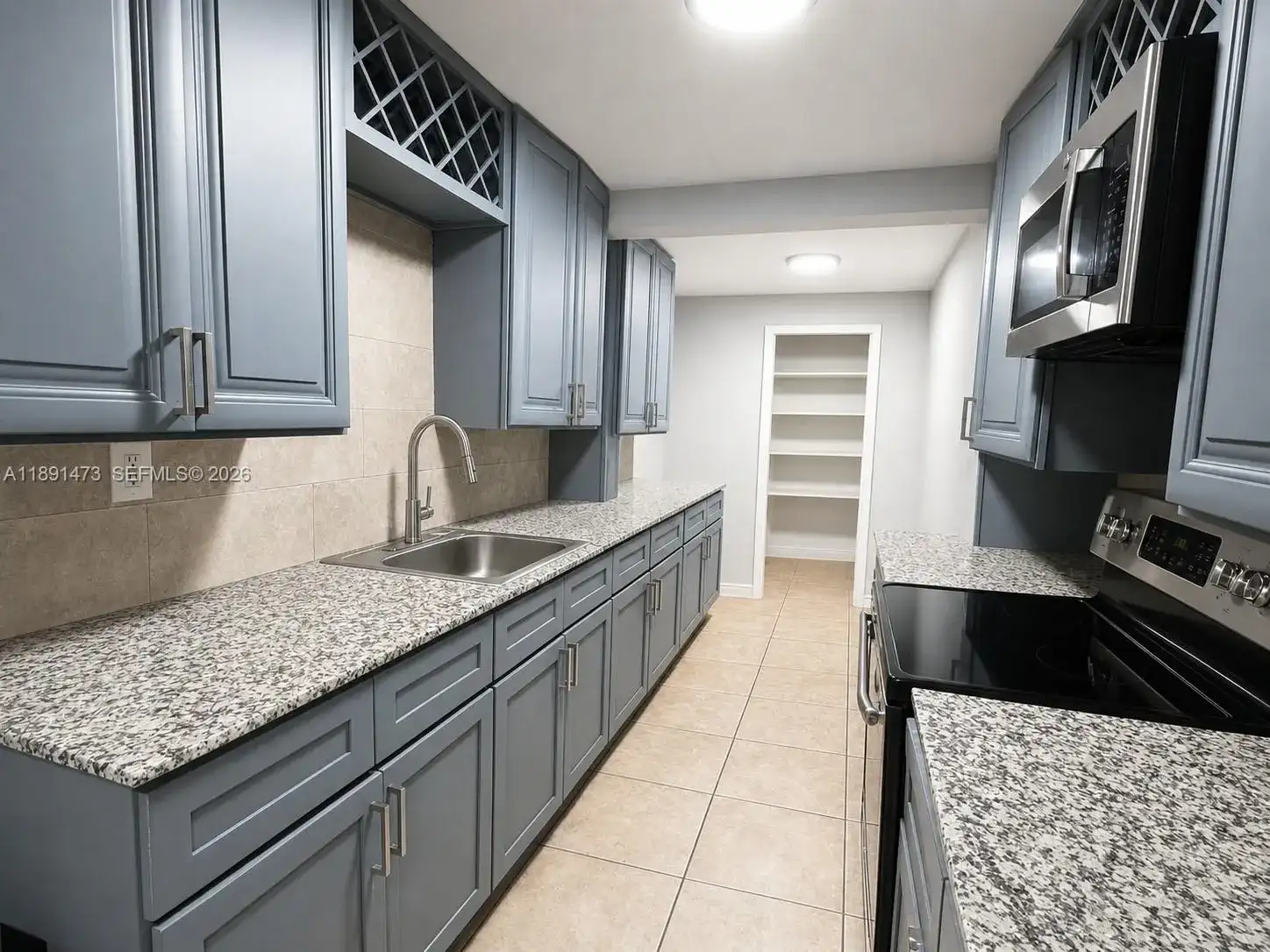 18100 NW 7th Pl, Miami Gardens FL 33169 photo 4
