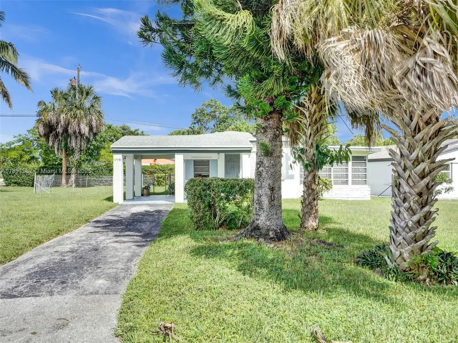17791 NE 13th Ave, North Miami Beach FL 33162 photo 3