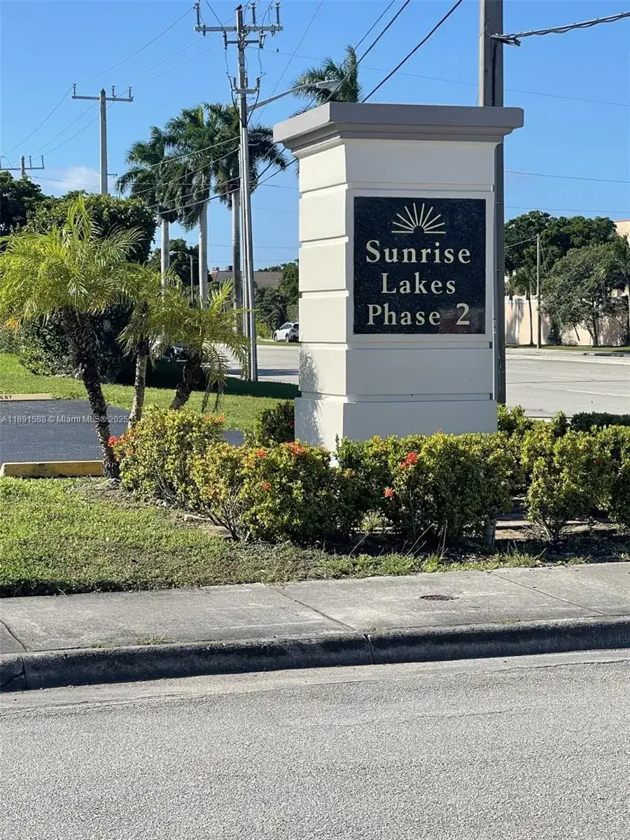 8515 Sunrise Lakes Blvd # 103, Sunrise FL 33322 photo 4