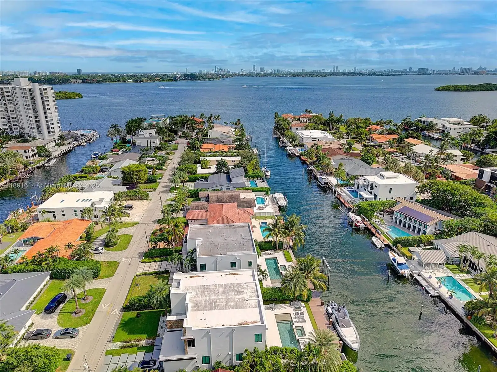 2100 Sans Souci Blvd, North Miami FL 33181 photo 5