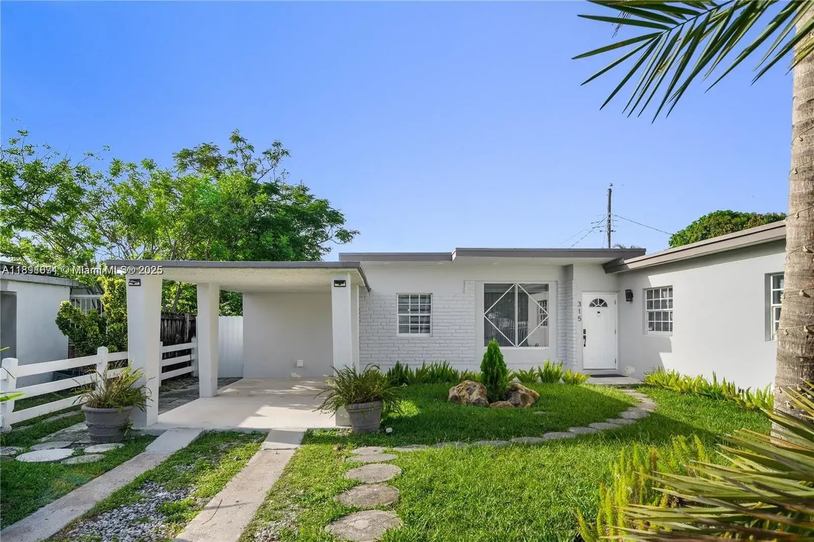 315 NW 106th St, Miami FL 33150 photo 5