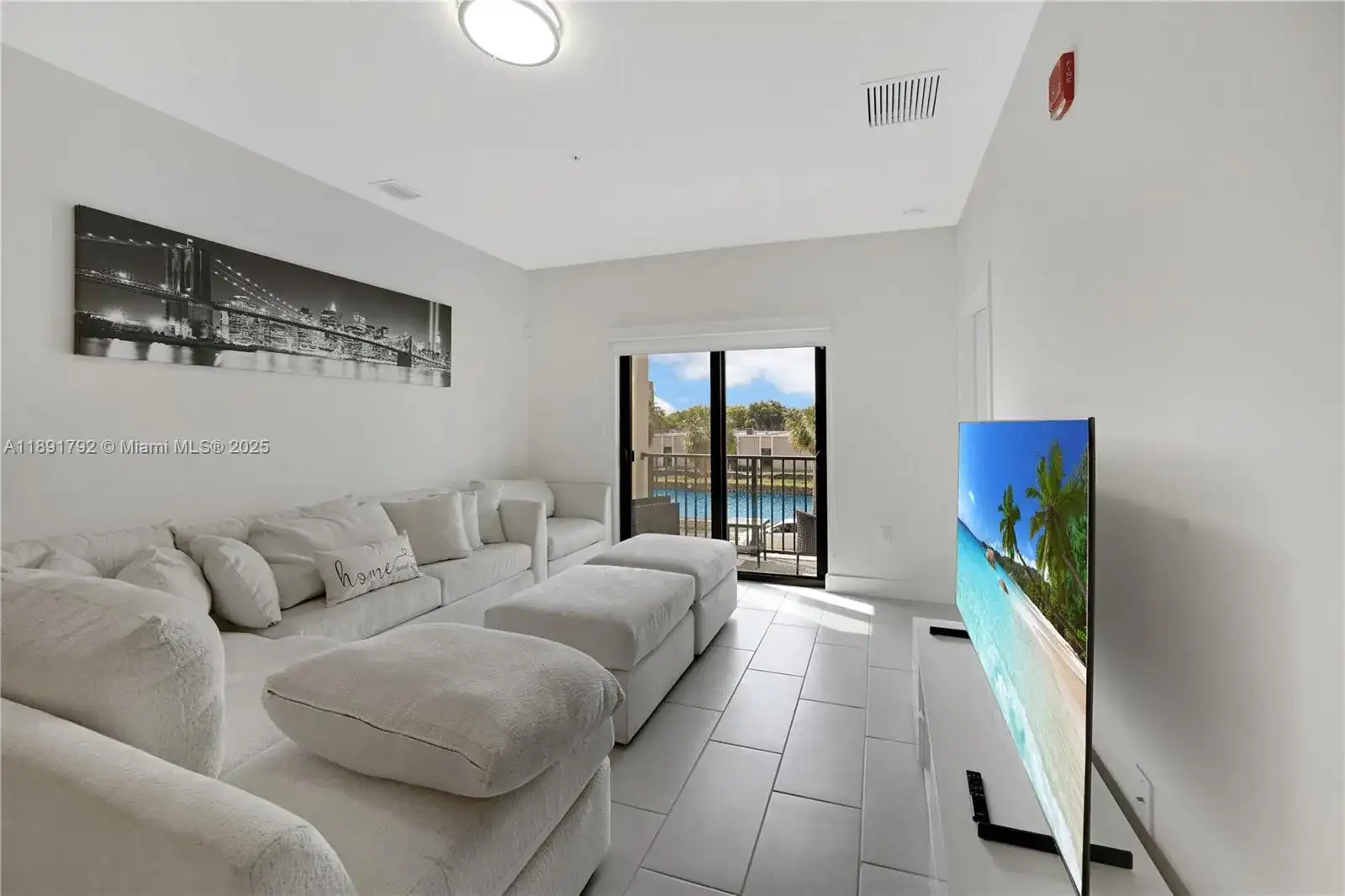 8167 NW 41st St # 203, Doral FL 33166 photo 3