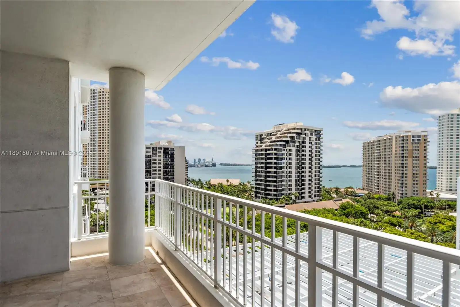 701 Brickell Key Blvd # 1411, Miami FL 33131 photo 2