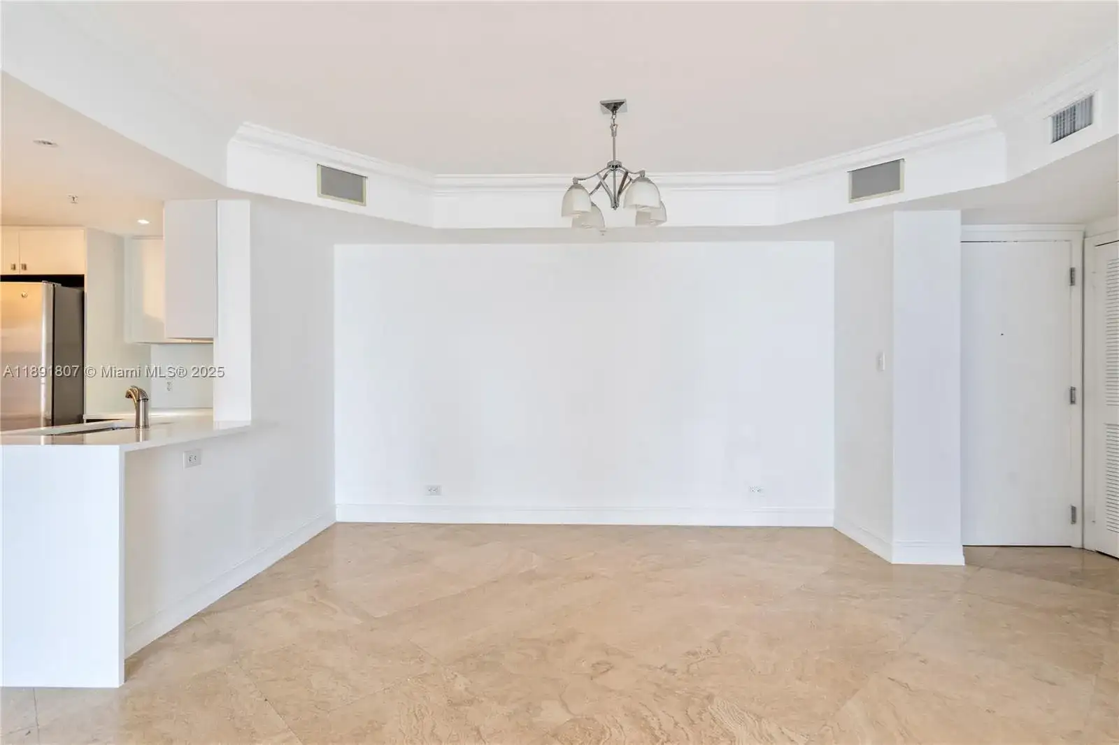 701 Brickell Key Blvd # 1411, Miami FL 33131 photo 4
