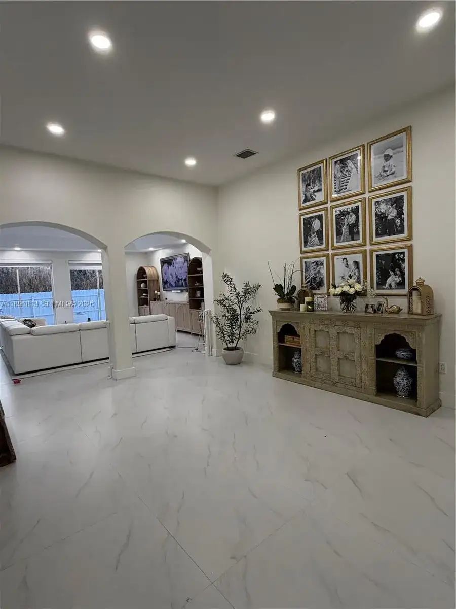 3744 SW 156th Ct, Miami FL 33185 photo 5