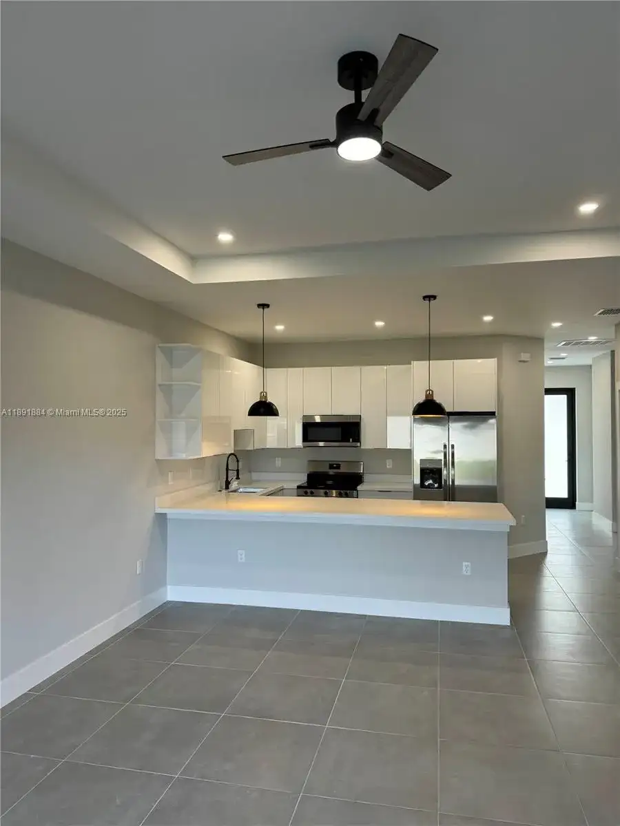 1010/1012 GERALD AVE S, Lehigh Acres FL 33936 photo 2