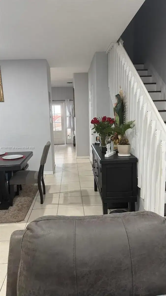 10916 SW 182nd Ln, Miami FL 33157 photo 3