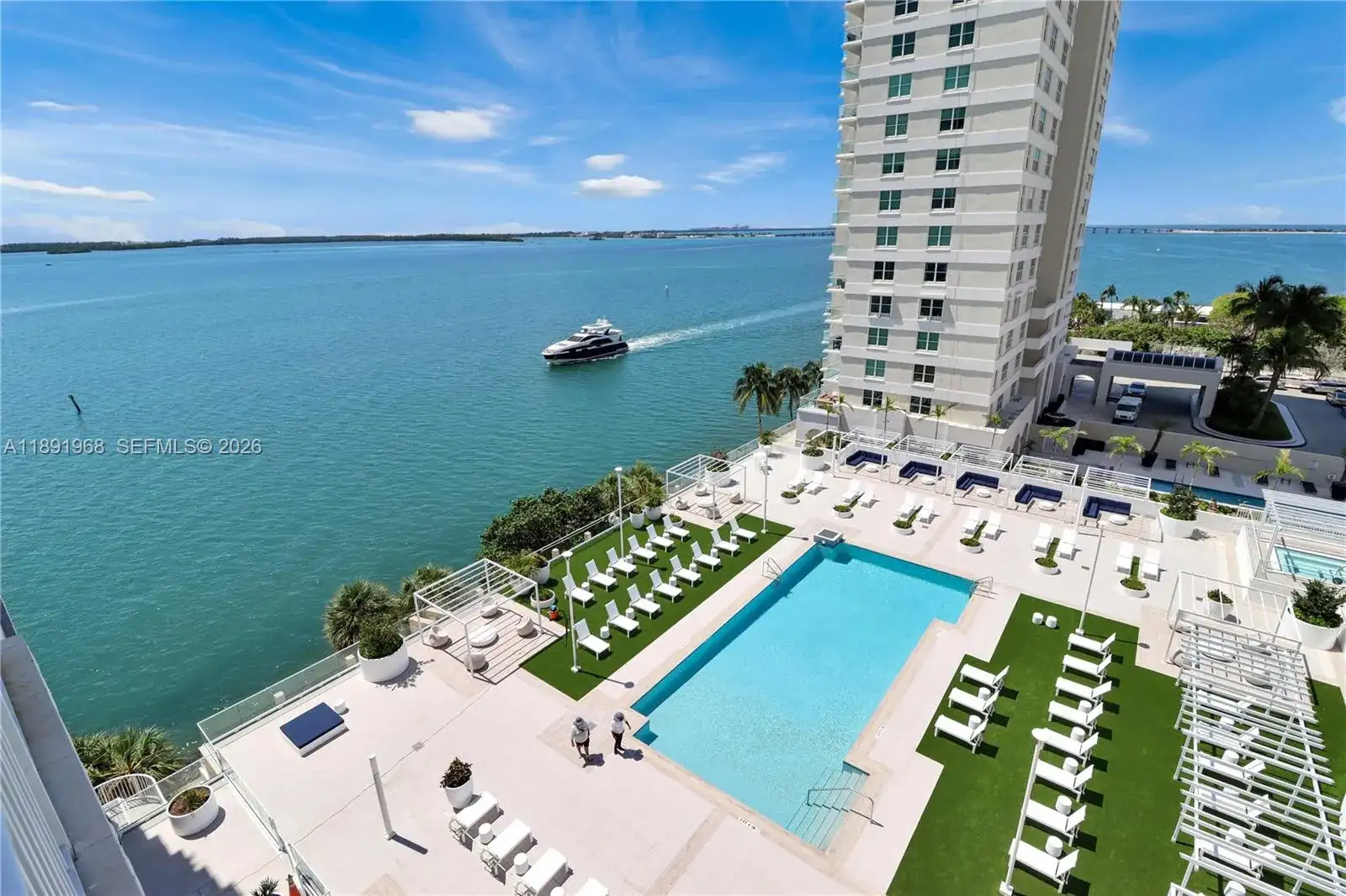 770 Claughton Island Dr # 1012, Miami FL 33131 photo 2