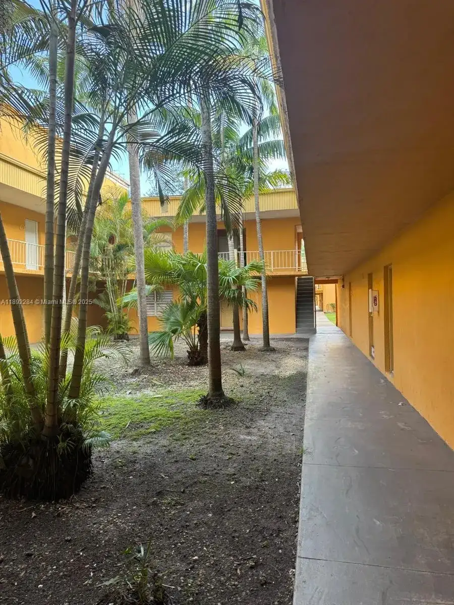 18101 NW 68th Ave # D207, Hialeah FL 33015 photo 5
