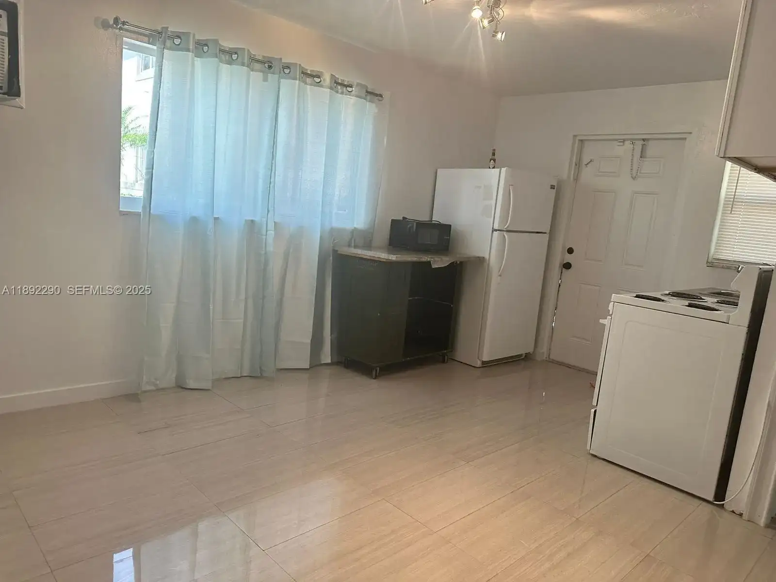 226 SW 11th St # 1, Dania Beach FL 33004 photo 4