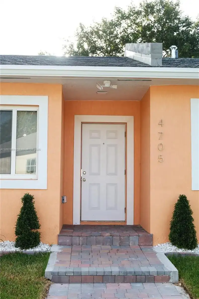 1795 NW 47th St # 4705, Miami FL 33142 photo 3