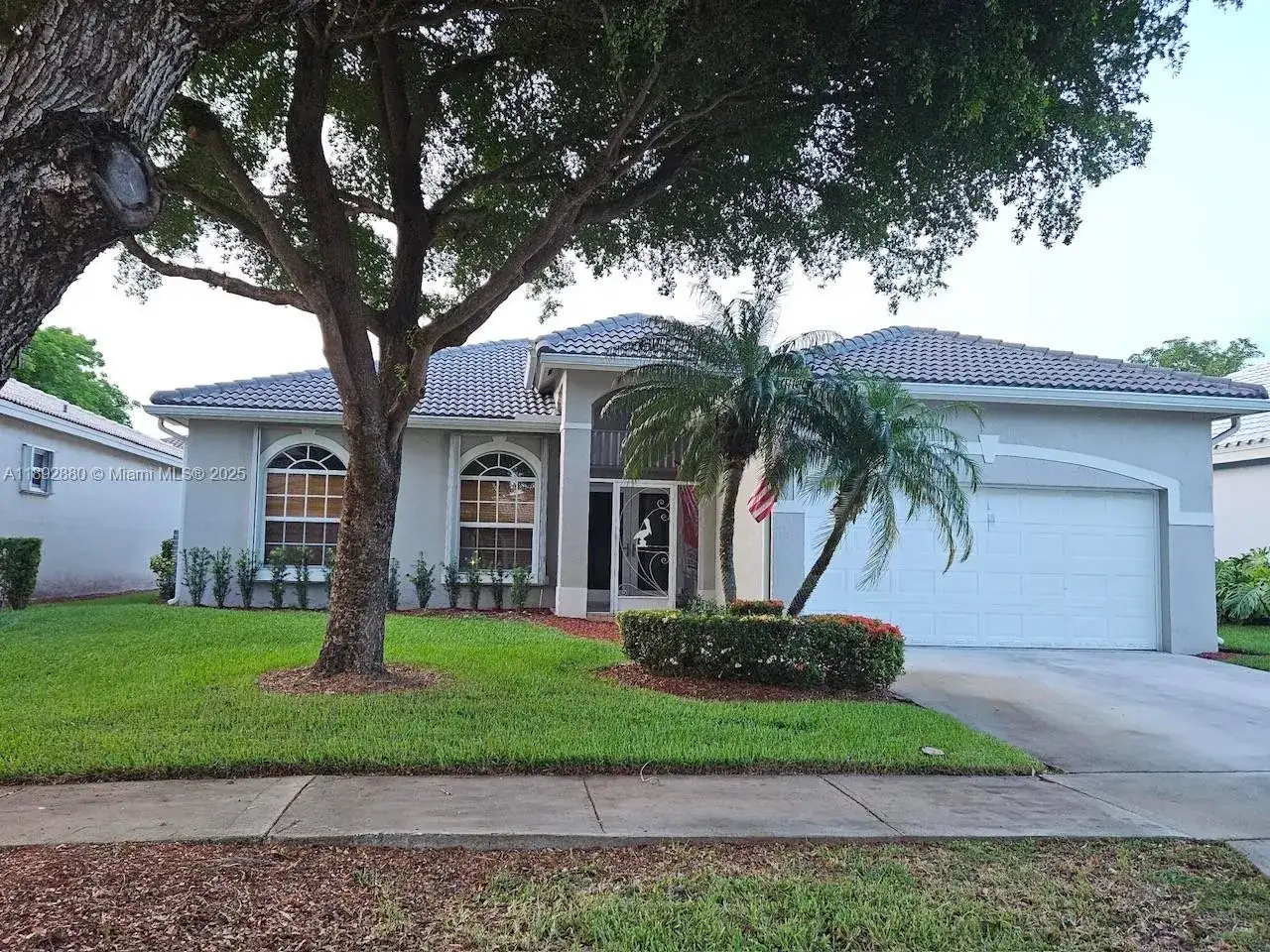 2635 SE 4th Pl, Homestead FL 33033 photo 3