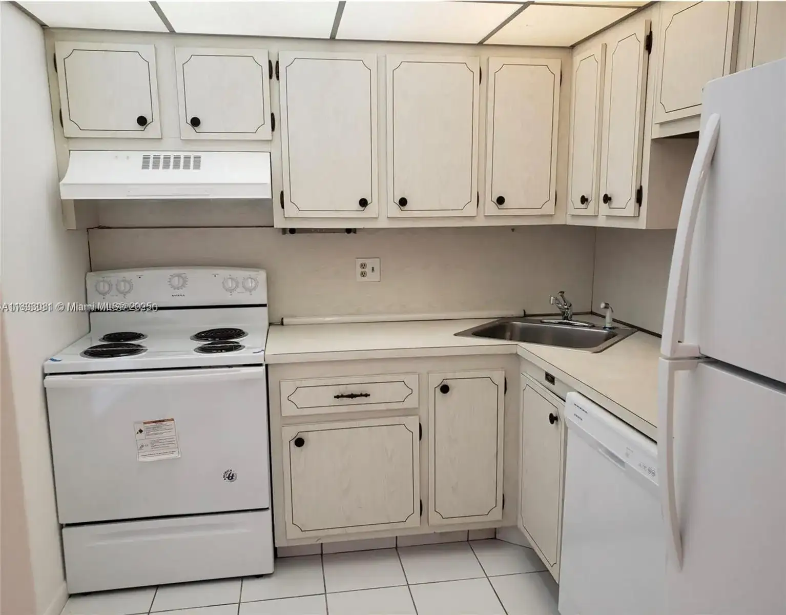 6150 NW 62nd St # 308, Tamarac FL 33319 photo 2