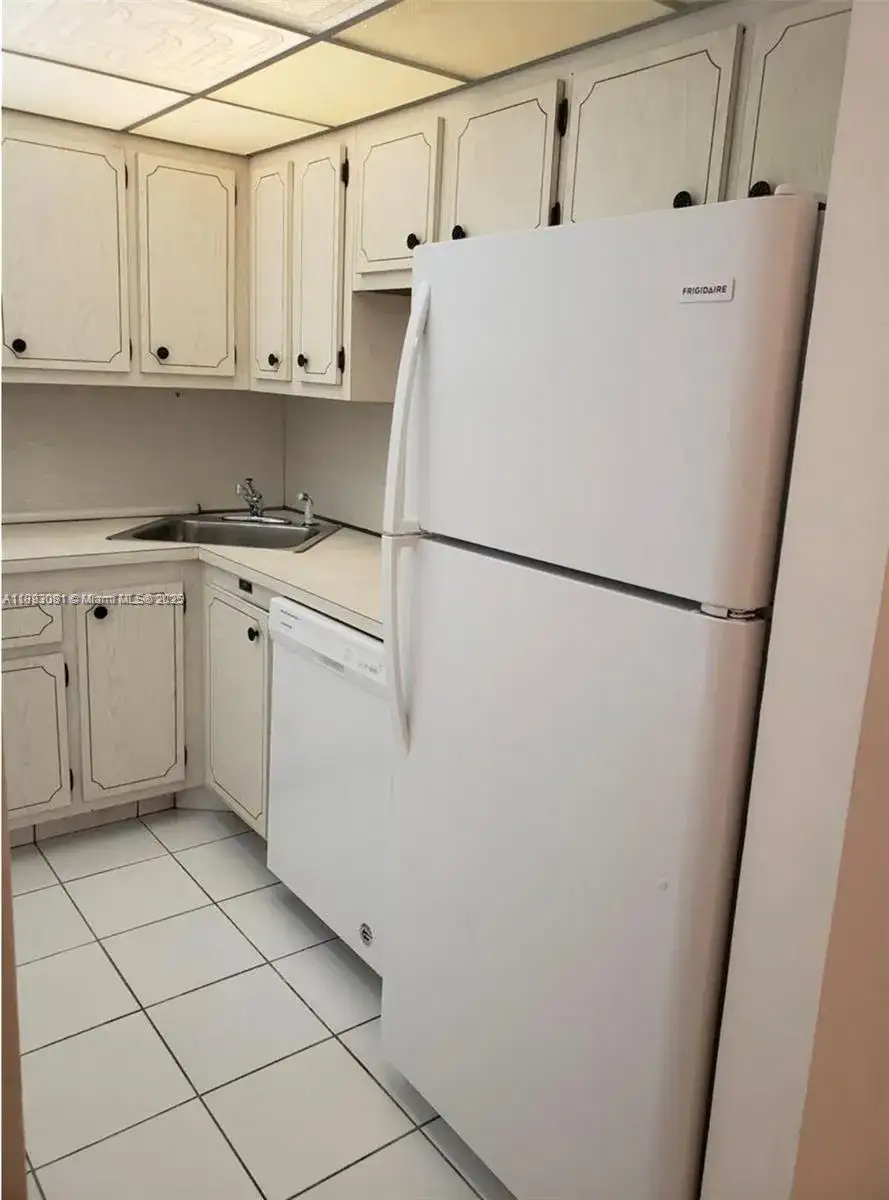 6150 NW 62nd St # 308, Tamarac FL 33319 photo 3