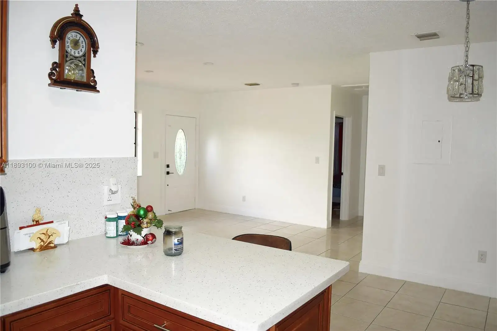 18600 NW 42nd Pl, Miami Gardens FL 33055 photo 2