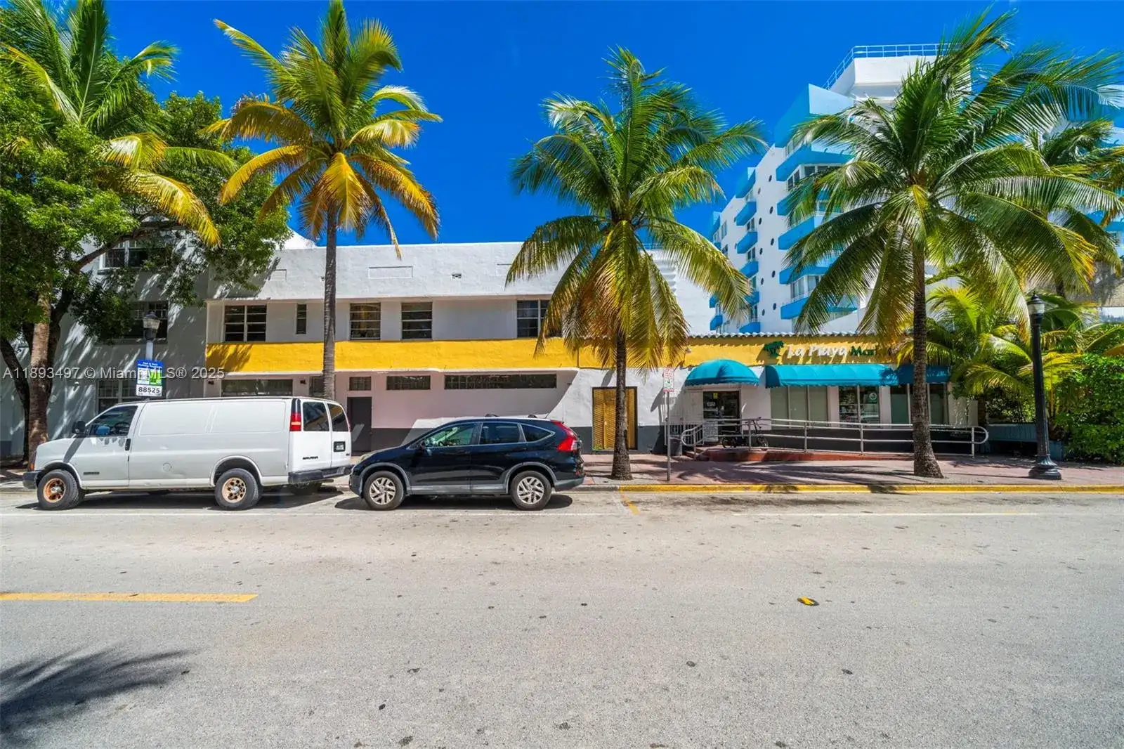 249 Collins Ave, Miami Beach FL 33139 photo 3