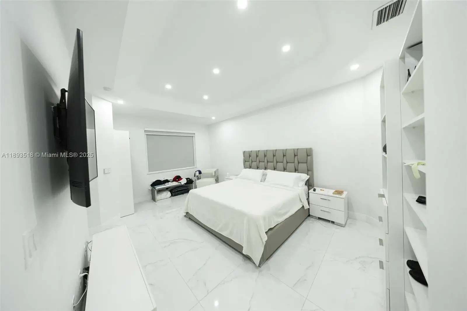 2122 NE 39th Ter, Homestead FL 33033 photo 5