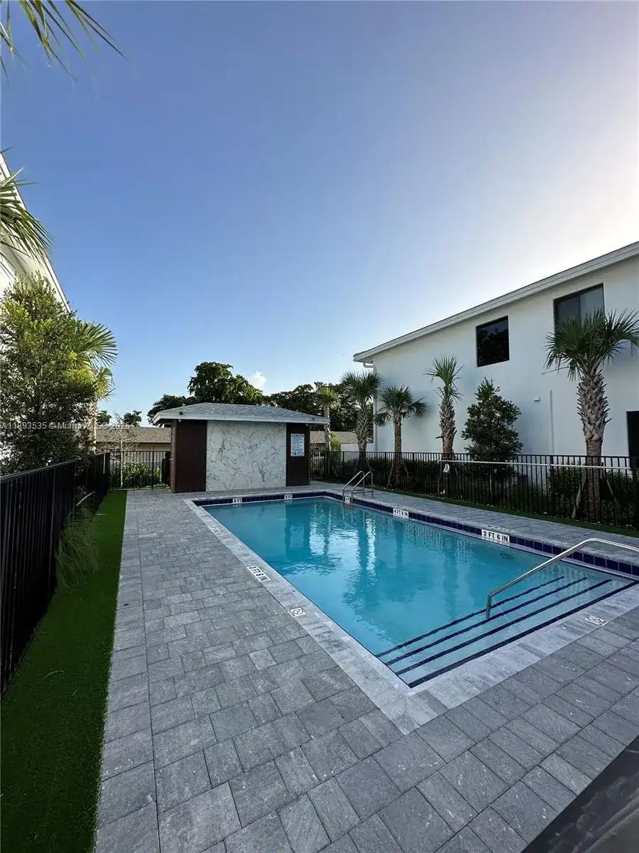 4625 SW 32nd Ave # 1C, Dania Beach FL 33312 photo 4