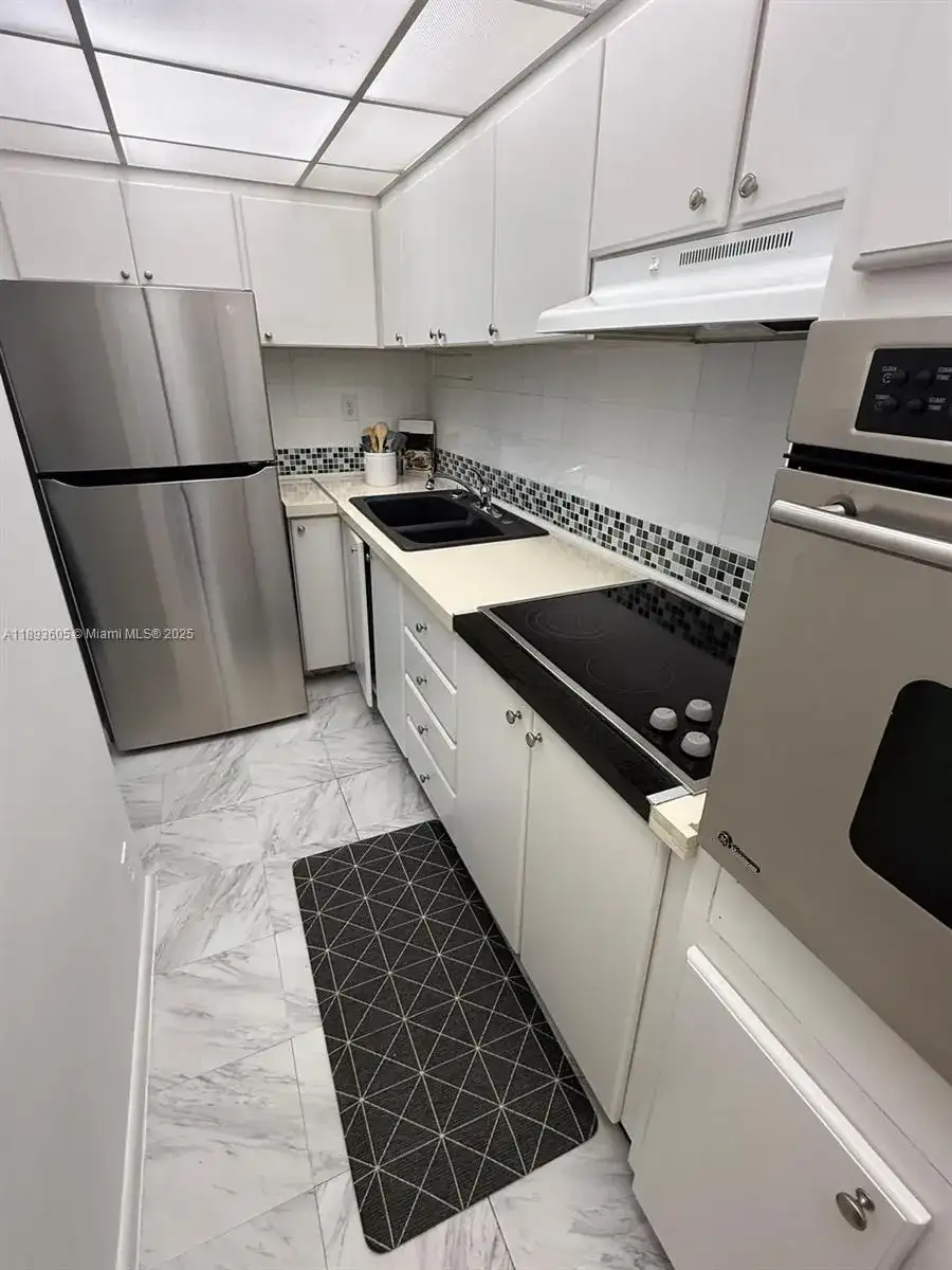 1000 West Ave # 306, Miami Beach FL 33139 photo 3