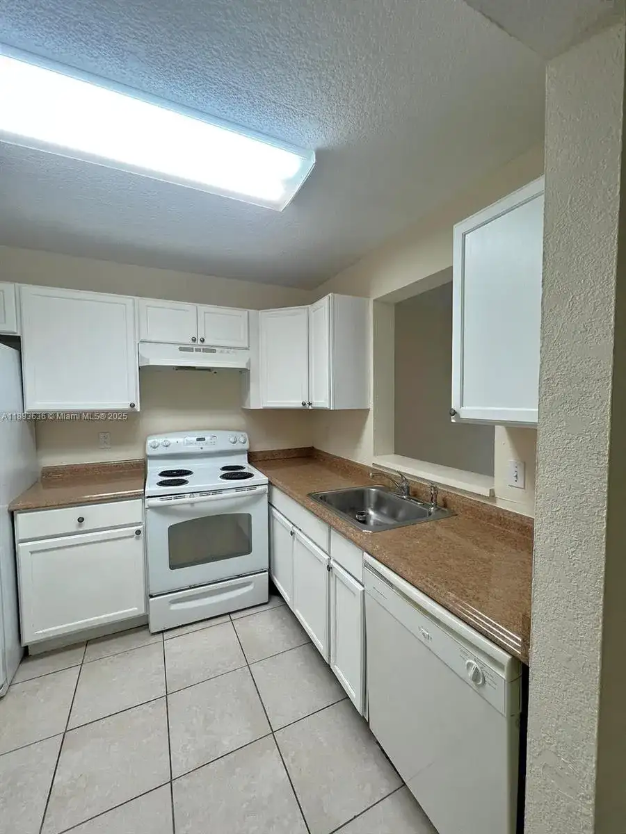 8740 N Sherman Cir # 308, Miramar FL 33025 photo 5