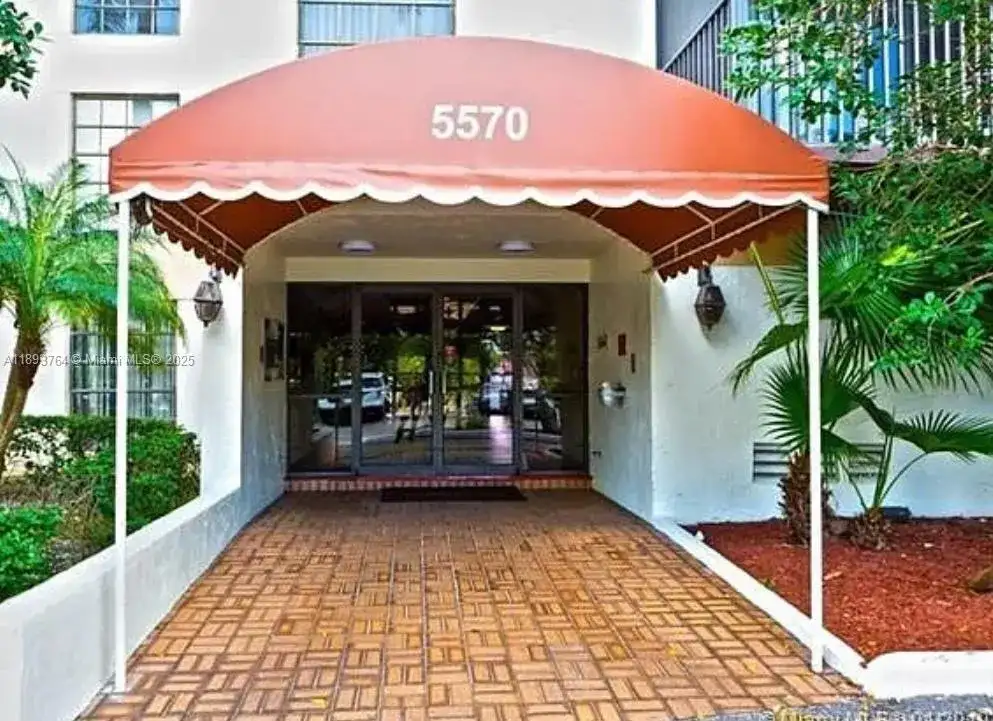 5570 NW 44th St # 312A, Lauderhill FL 33319 photo 2