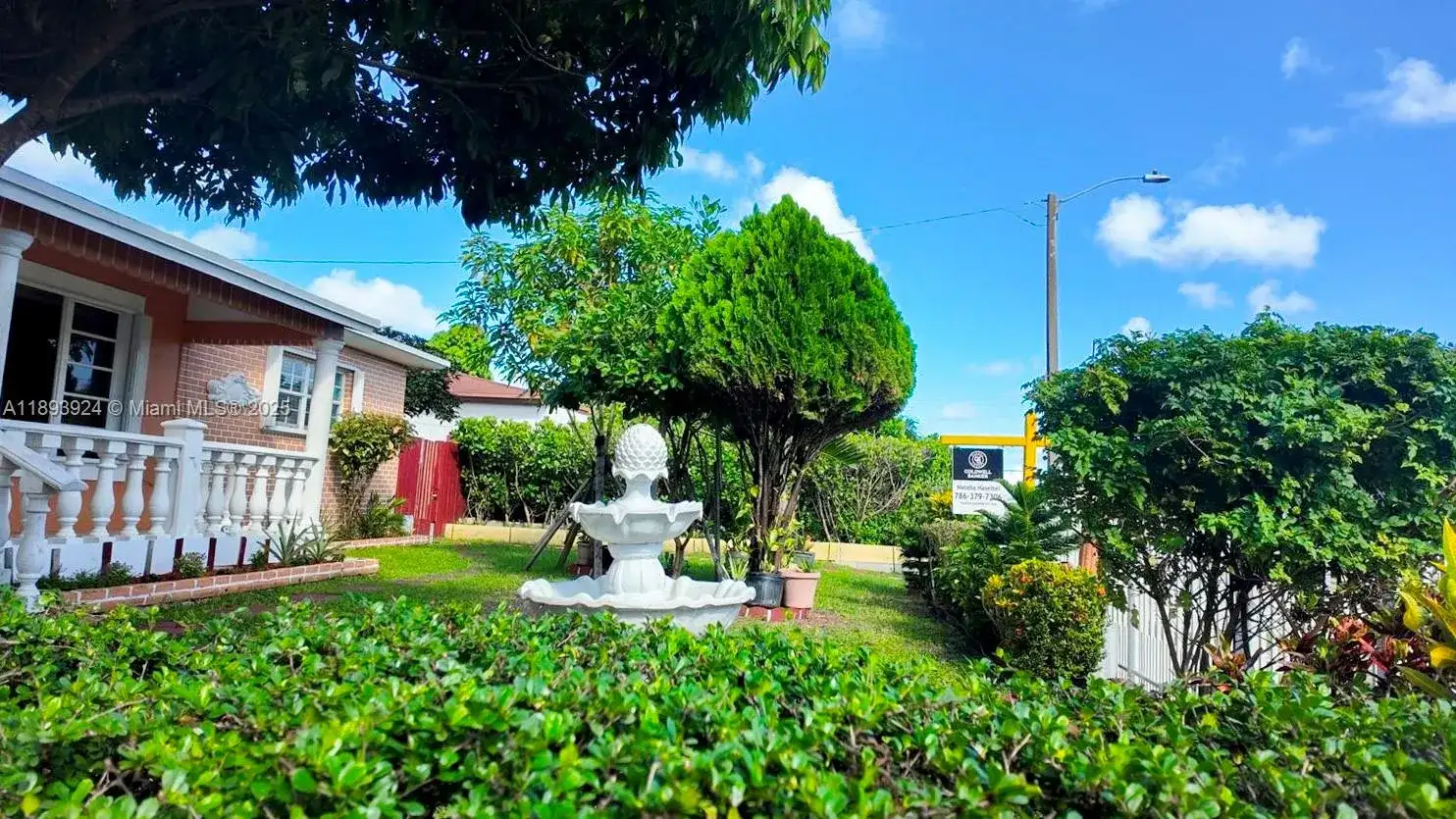 3235 NW 80th Ter, Miami FL 33147 photo 2