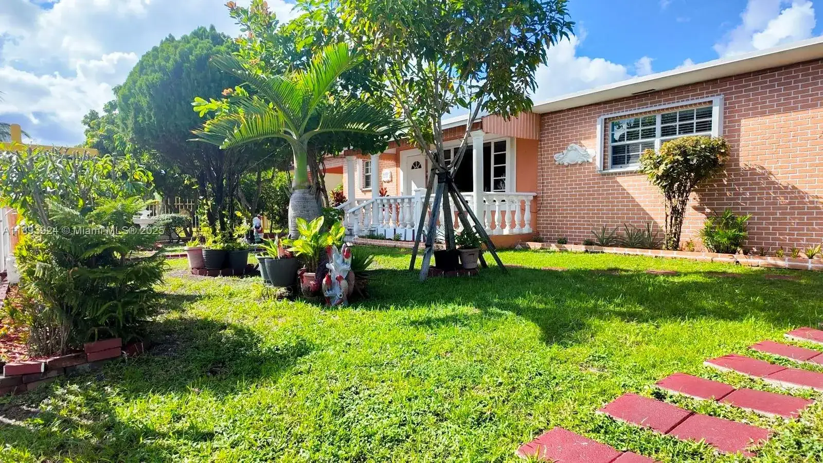 3235 NW 80th Ter, Miami FL 33147 photo 3