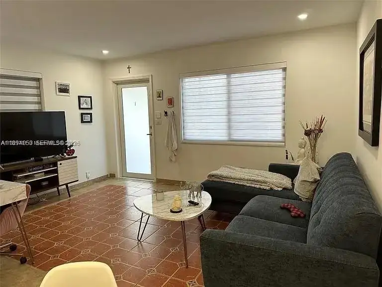 4485 SW 7th St # 4485, Miami FL 33134 photo 4